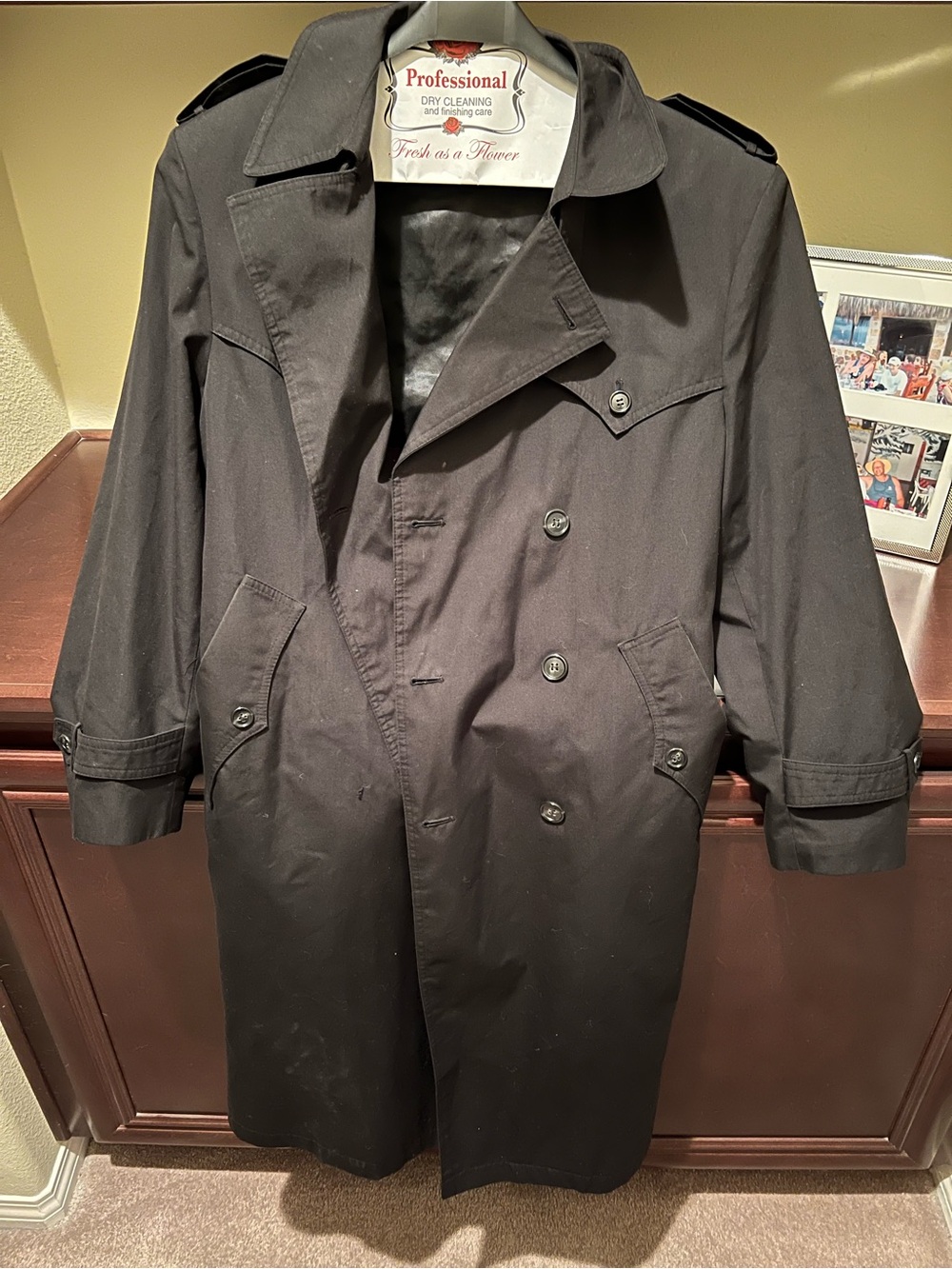 Professional Men’s Black Trench Coat